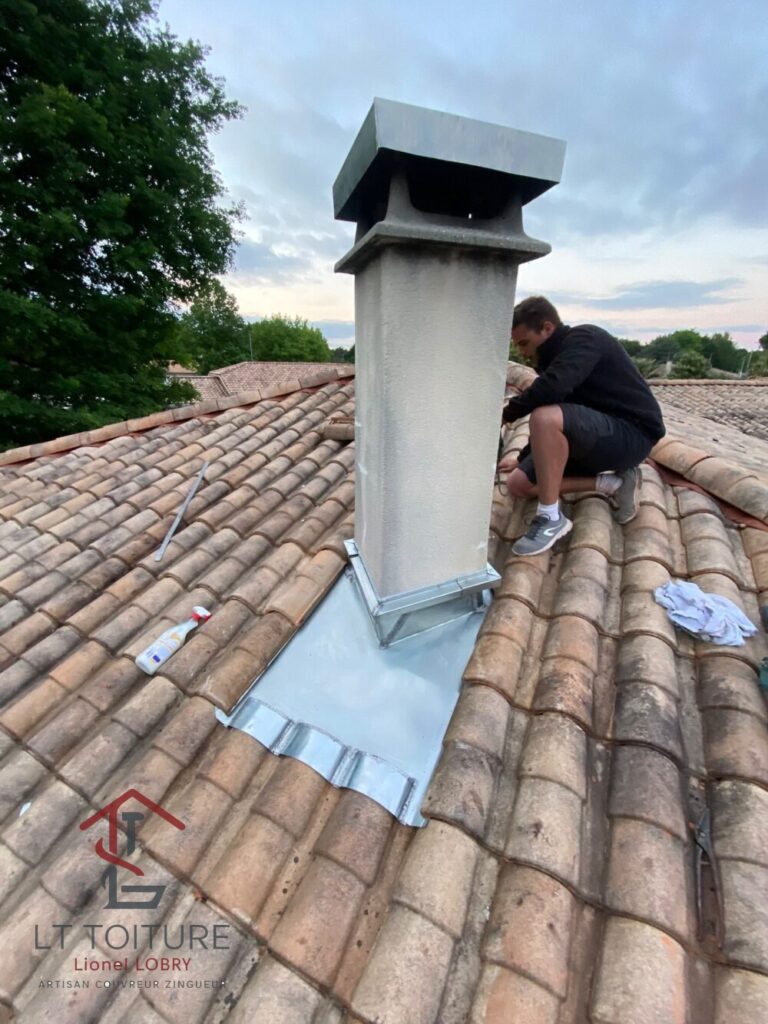 Pose de panneaux photovoltaïques à Toulenne - LT Toiture