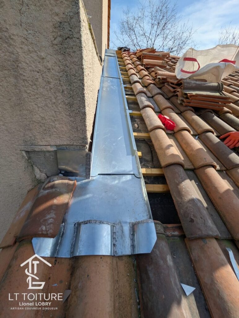 Zinguerie, Solin zinc, Chéneaux zinc